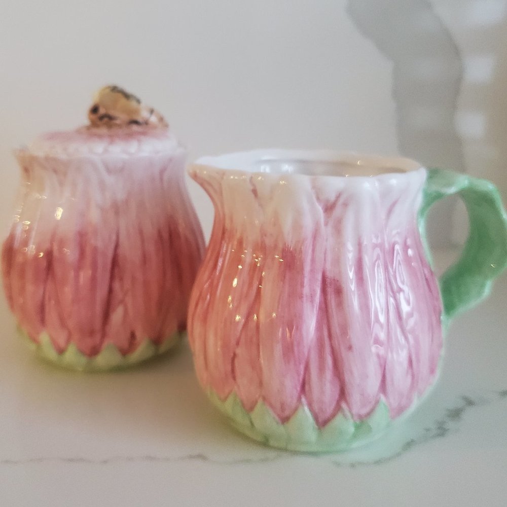 Vtg BOMBAY CO. Bee Finial Pink Flower Ceramic Creamer & Sugar Server Set Pastel